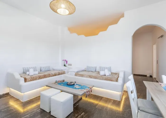 ميكونيان بريز *