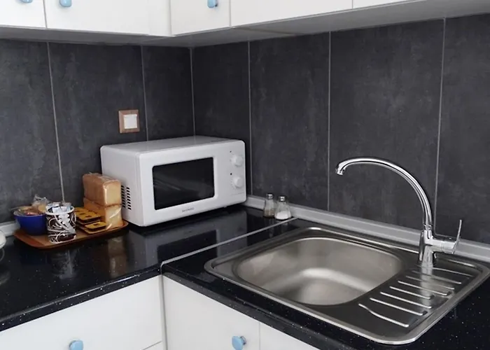 ميكونيان بريز * أنو ميرا