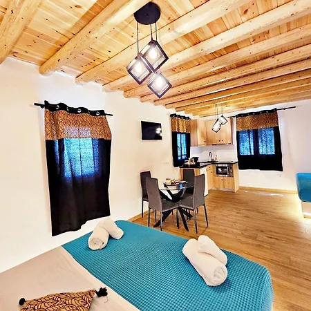 Mykonian Breeze Apartman *